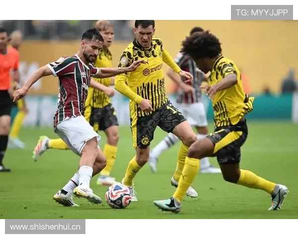 多特蒙德关键战一再失利，问题显现对赛季竞争格局带来变化