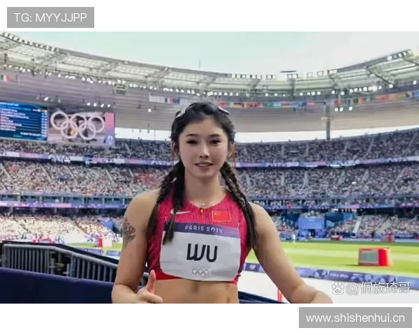 吴艳妮赛前涂指甲油还被赞助商追着塞包